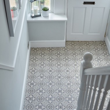 Salisbury black on white 7968V by Original Style 15.1 x 15.1cm