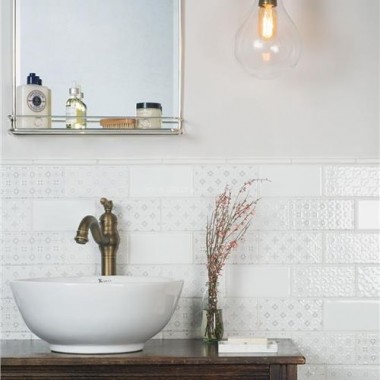 W.CLHE1508 Winchester Wisley On Helmingham Tile 150x75x10mm